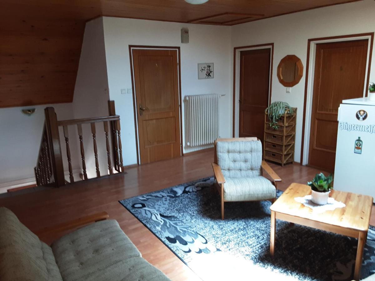 St Hubertus Panzio Bed & Breakfast Heviz Exterior photo